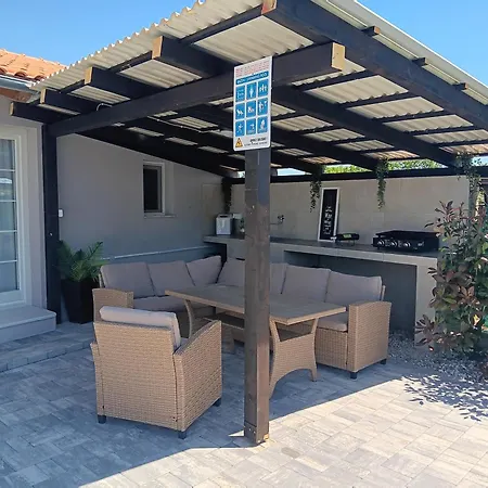 Dom wakacyjny Kuca Za Odmor Capella Stuti